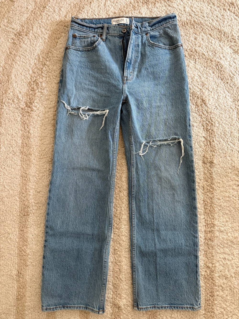 A&F High Rise 90s Relaxed Jean